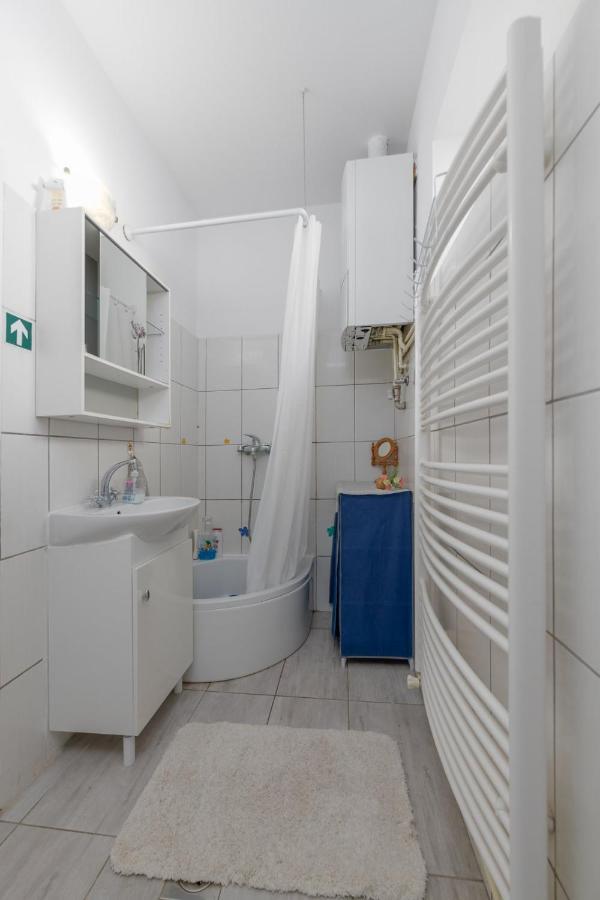 Apartamento Sea And Sun Kantrida Rijeka Exterior foto