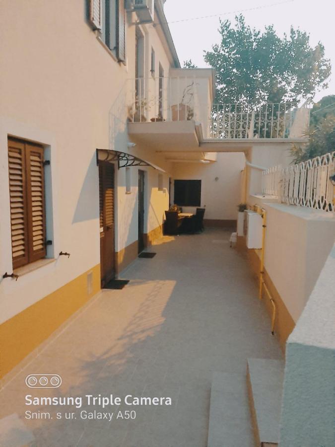Apartamento Sea And Sun Kantrida Rijeka Exterior foto