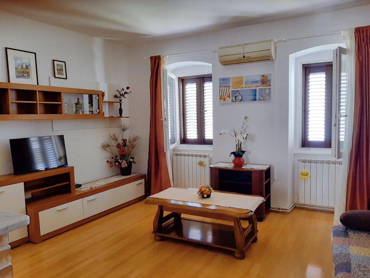 Apartamento Sea And Sun Kantrida Rijeka Exterior foto